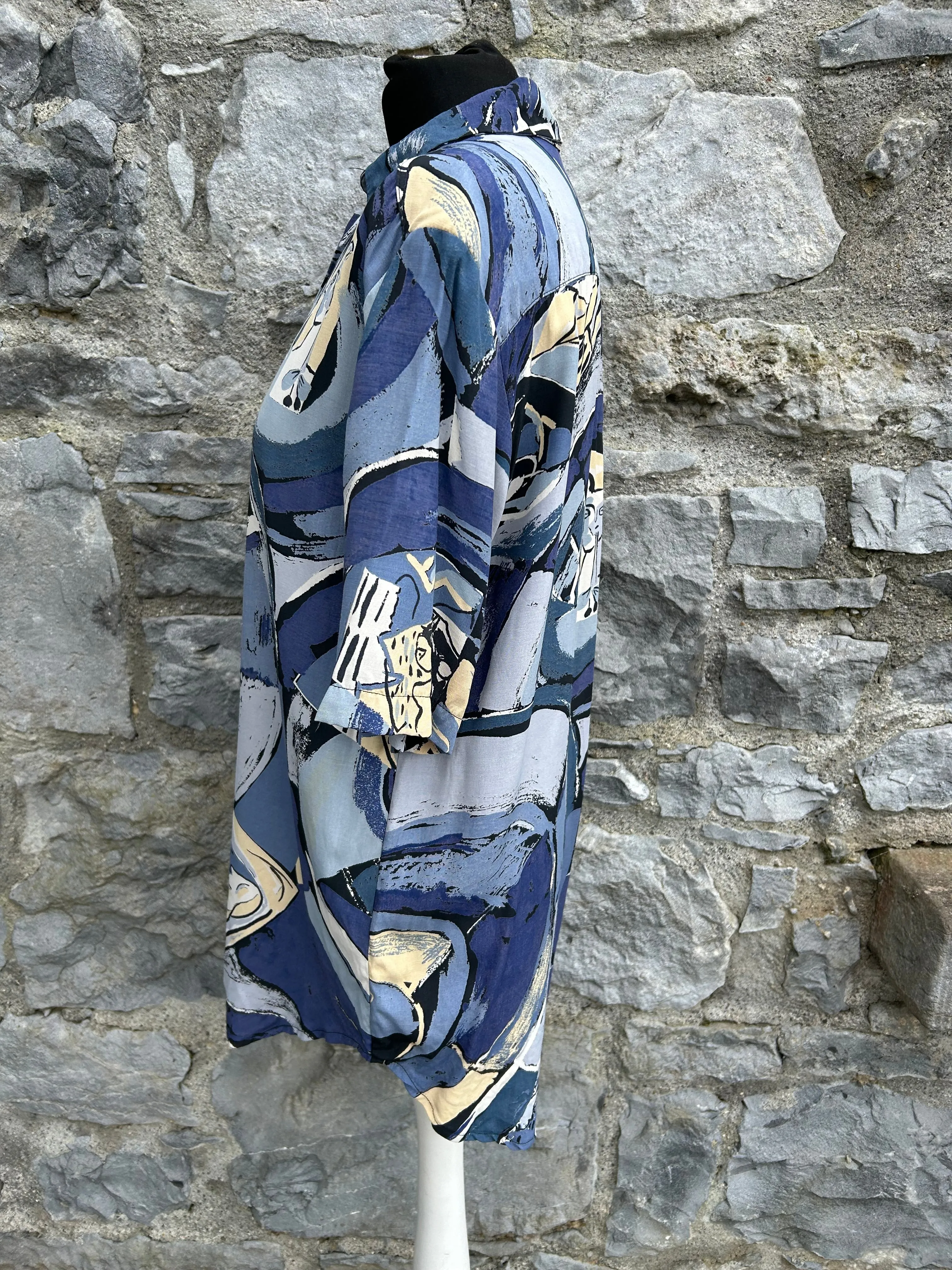 80s blue abstract shirt Small