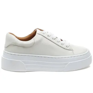Amanda Sneaker In White