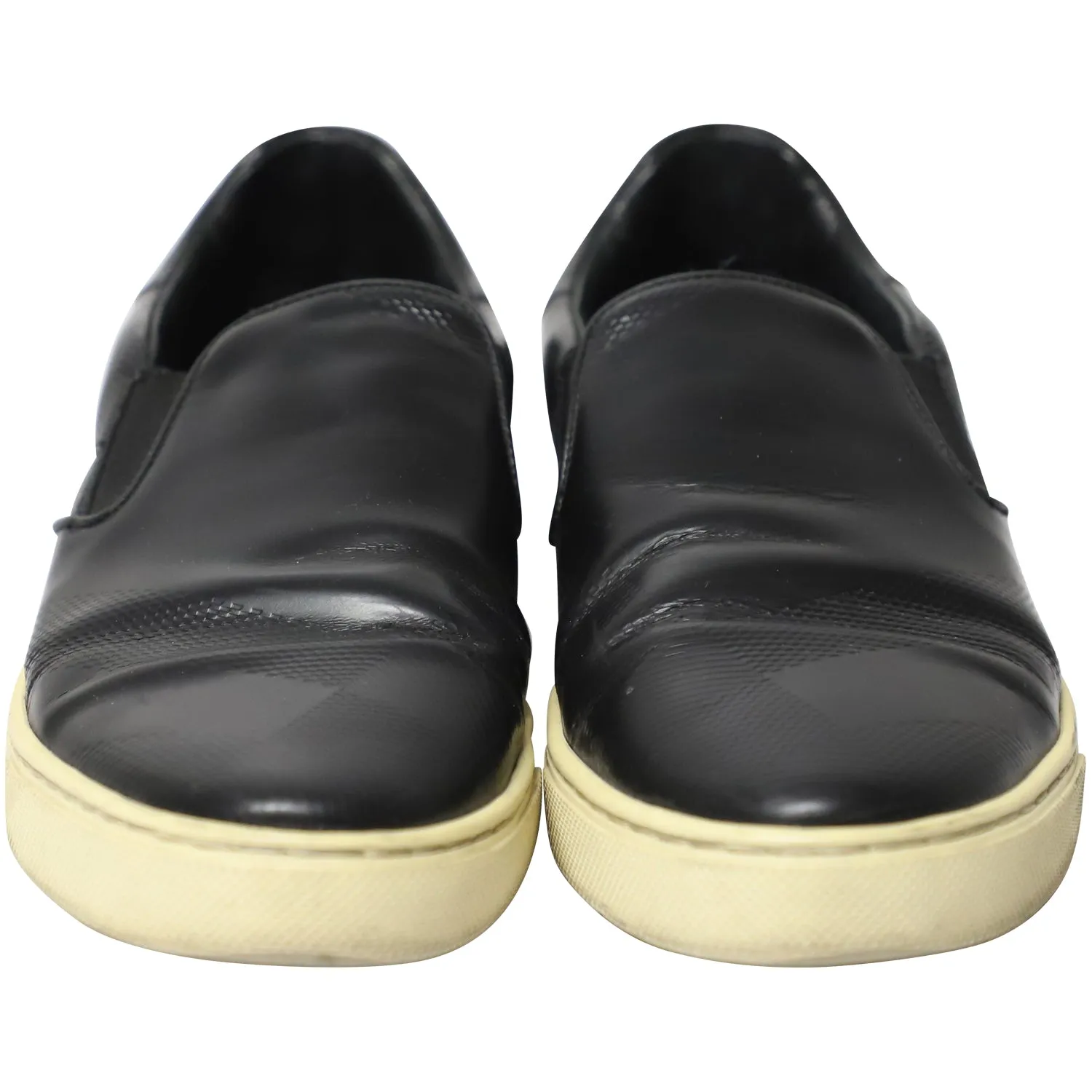 Burberry Sneakers in Black Leather