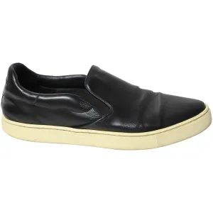 Burberry Sneakers in Black Leather