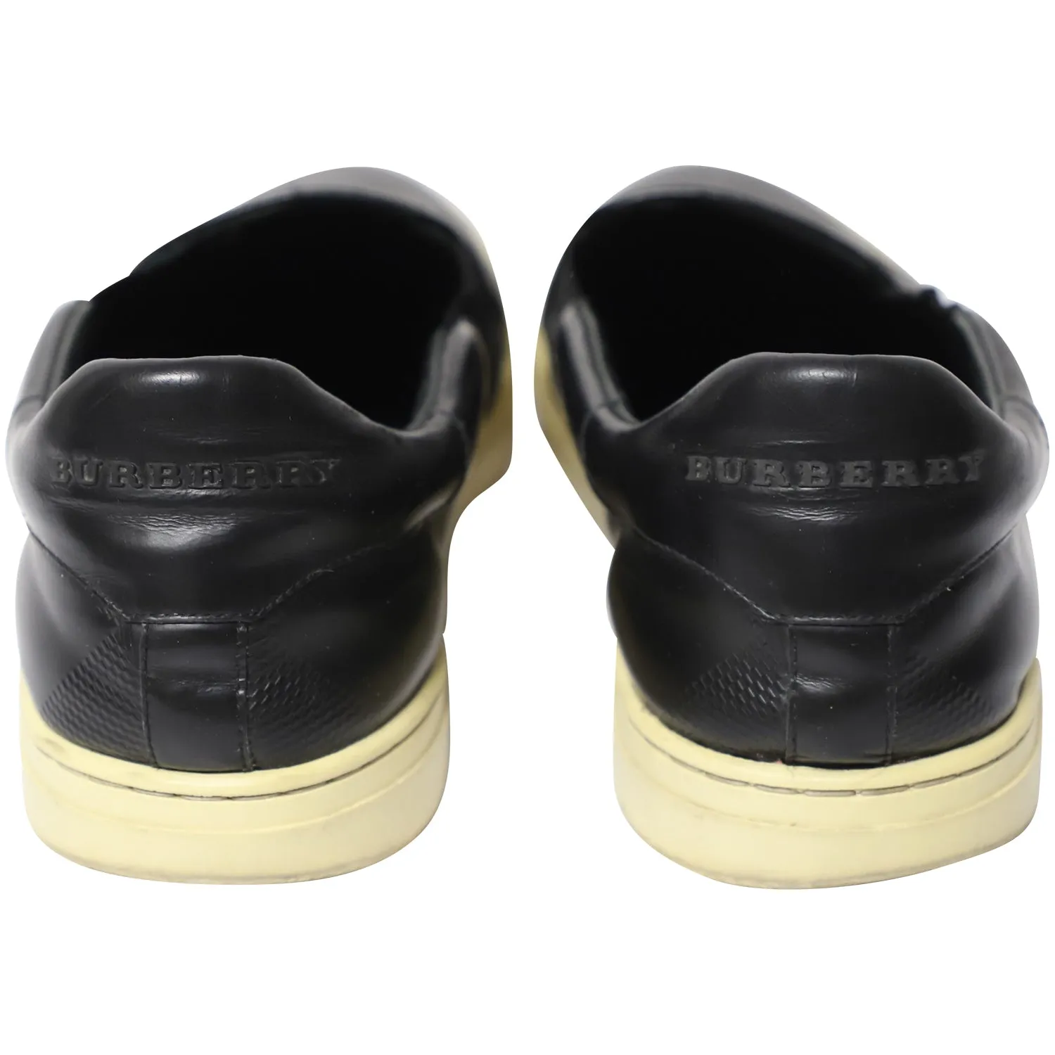 Burberry Sneakers in Black Leather