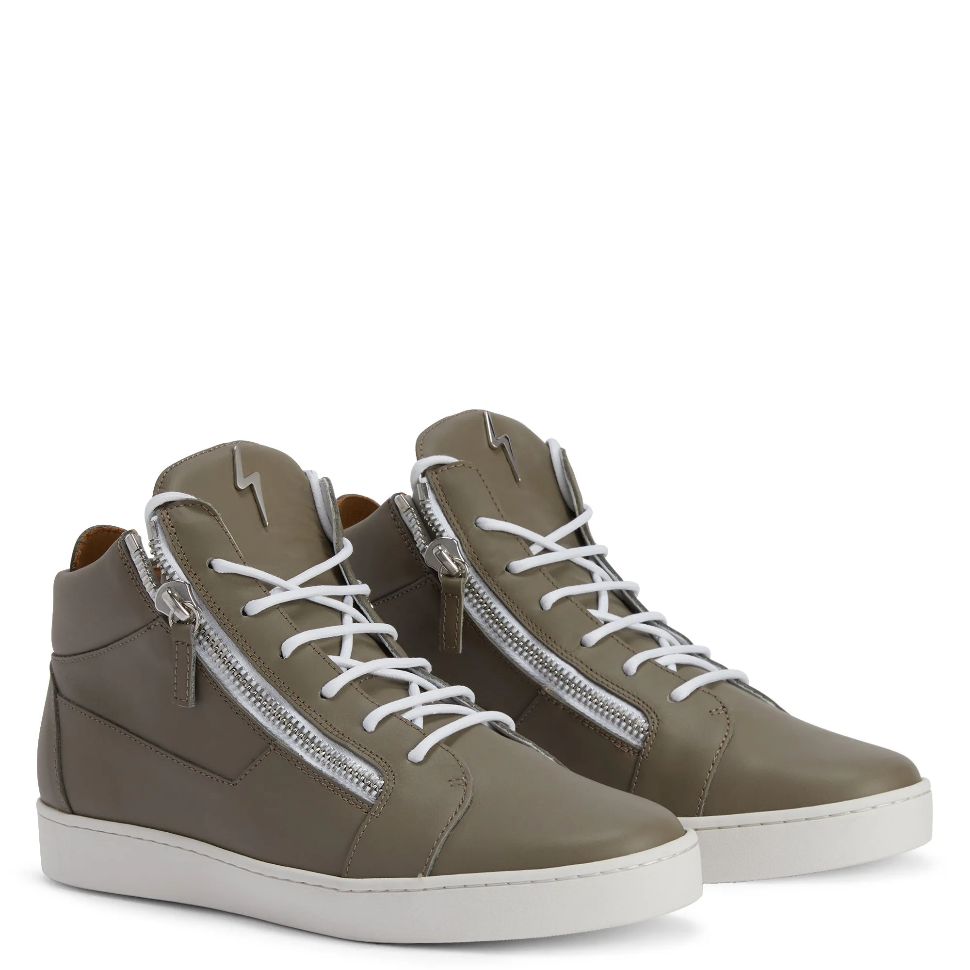 Giuseppe Zanotti Kriss