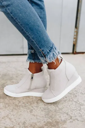 Hole In One Suede High Tops Wedge Sneaker In Light Gray