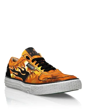 Lo-Top Sneakers Flame