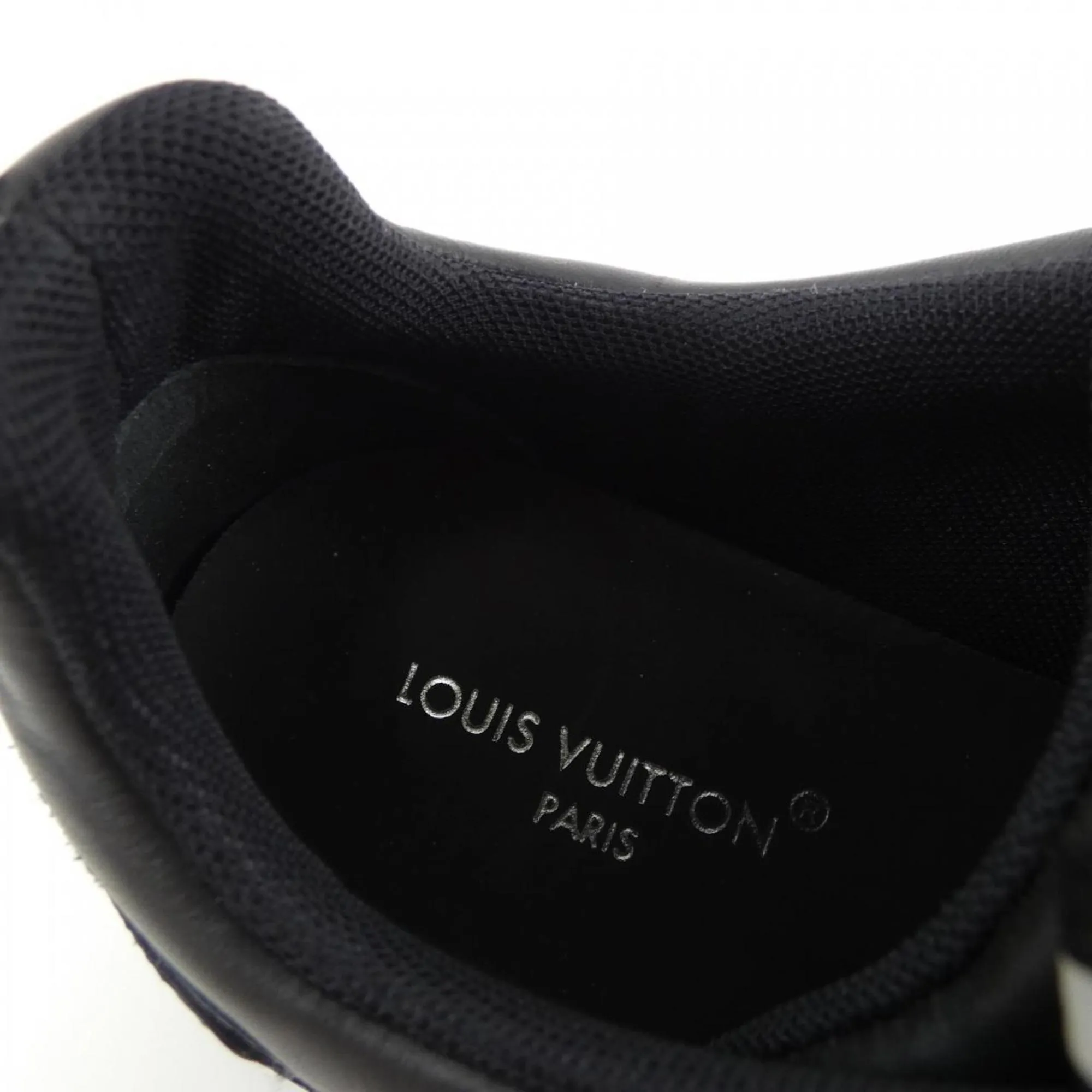 Louis Vuitton Sneakers (Pre-Owned)