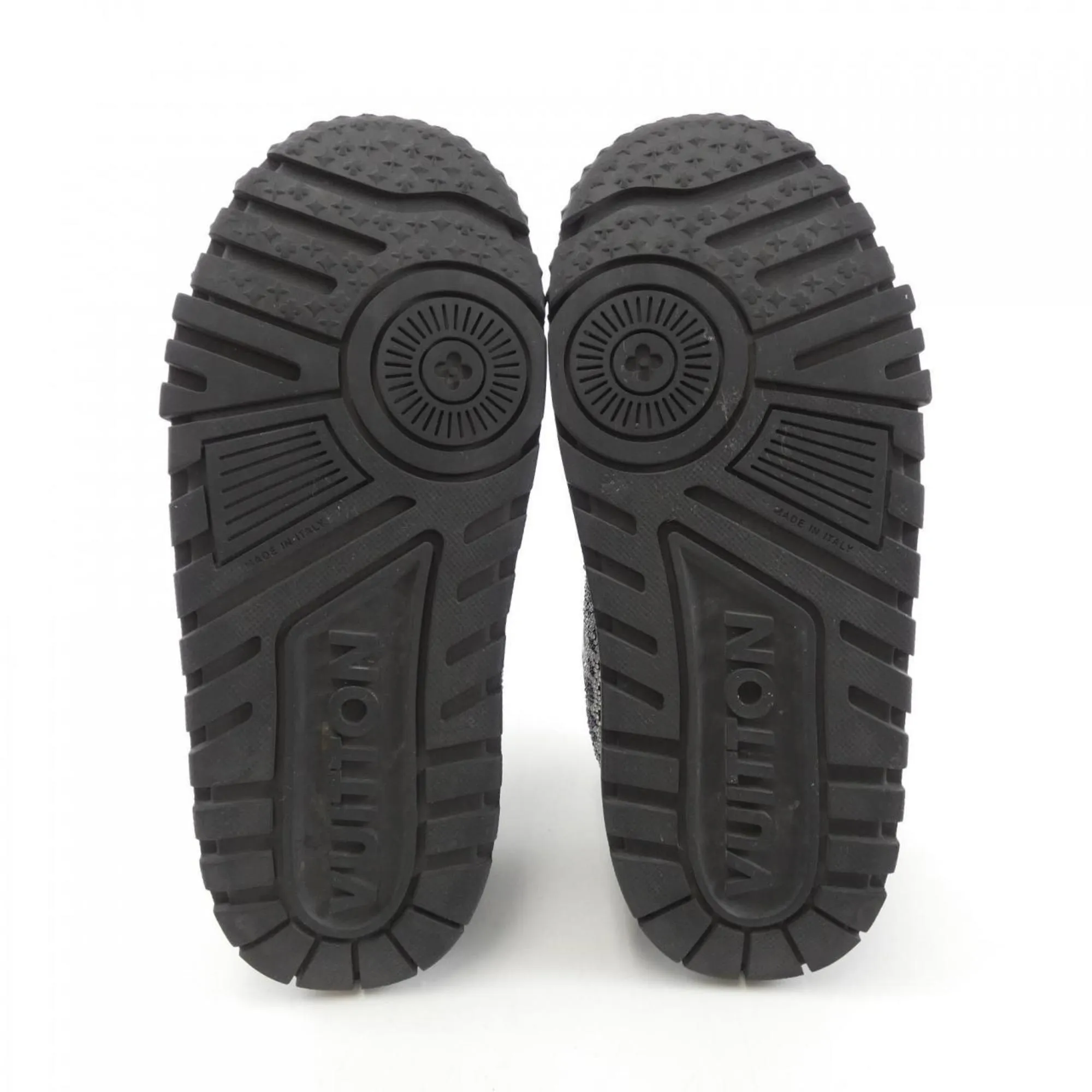 Louis Vuitton Sneakers (Pre-Owned)