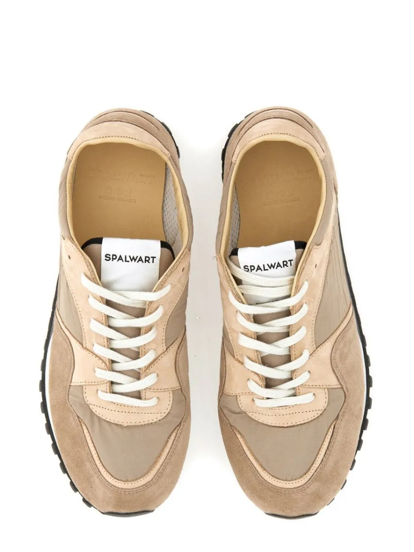 Marathon Trail Sneaker