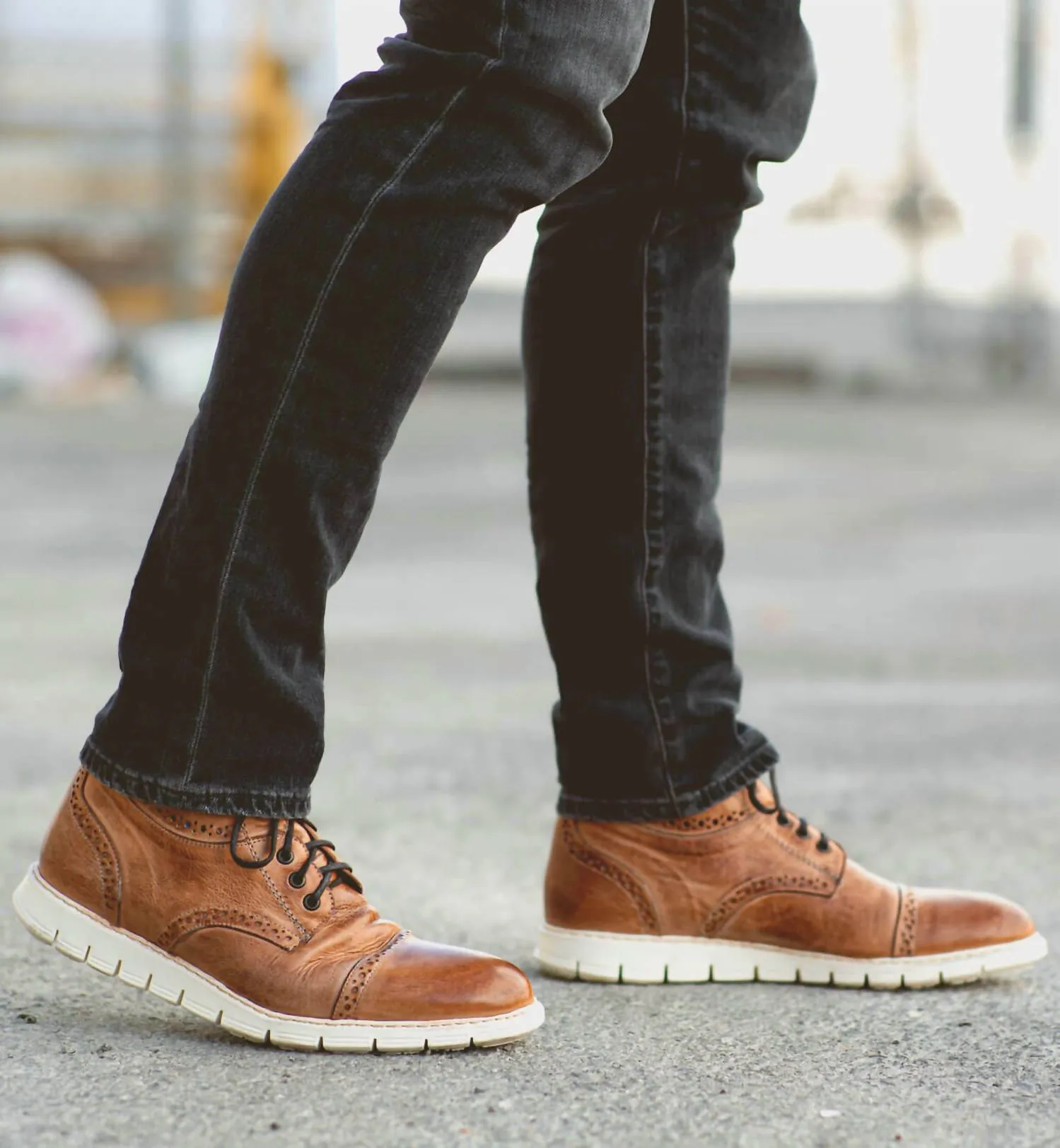 Men's Bowery Ii Shoes In Tan Rustic