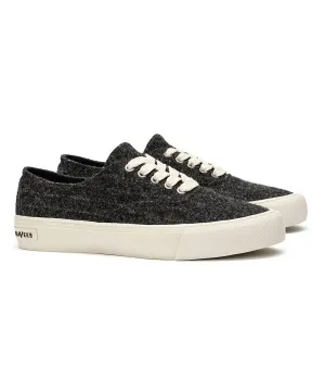Men's Legend Sneaker Highlands In Charcoal Stripe