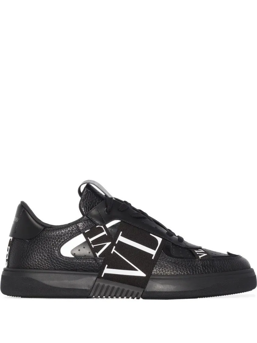 Vl7n Sneakers