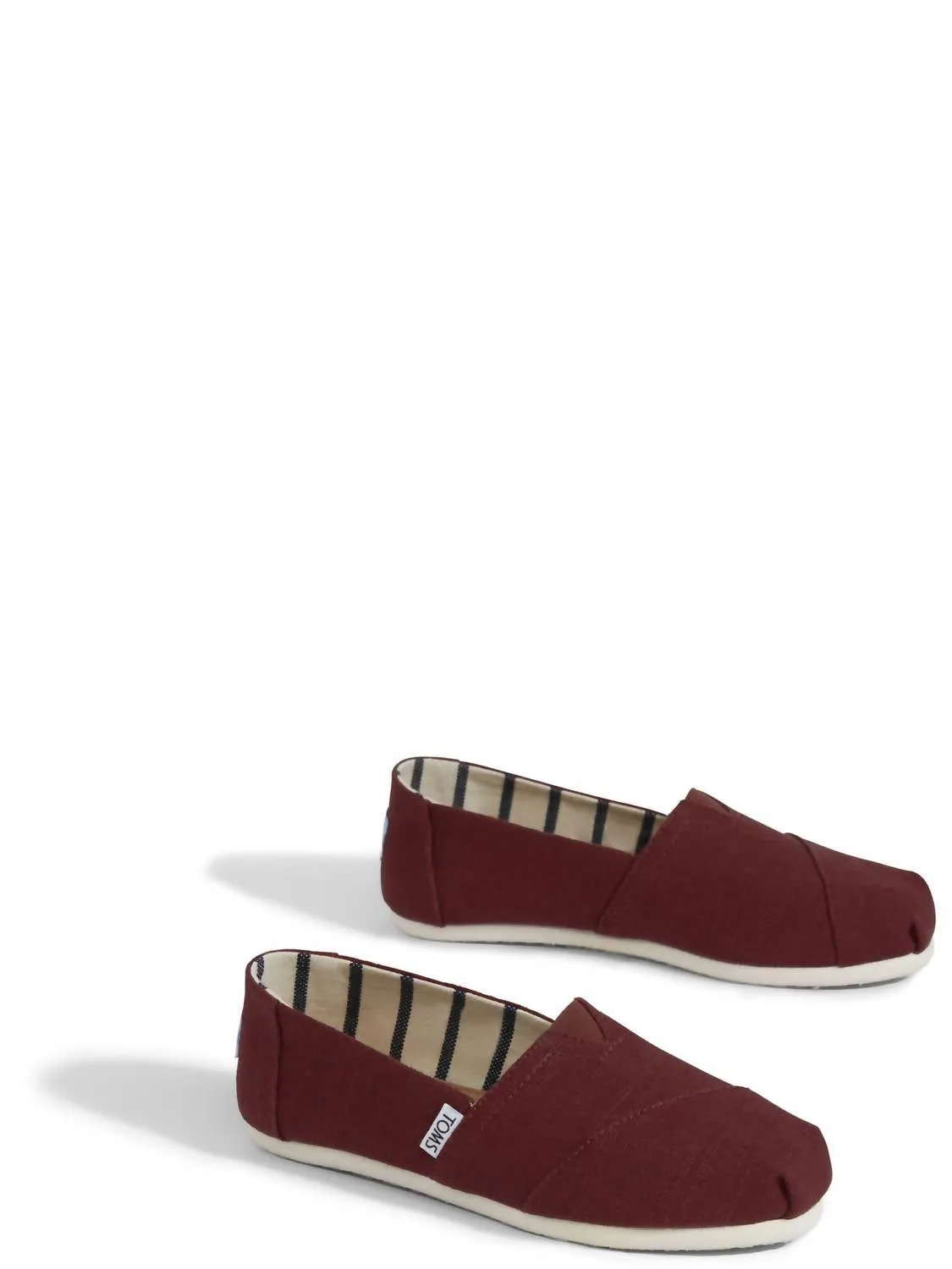 Women Classic Alpargatas Sneakers In Black Cherry