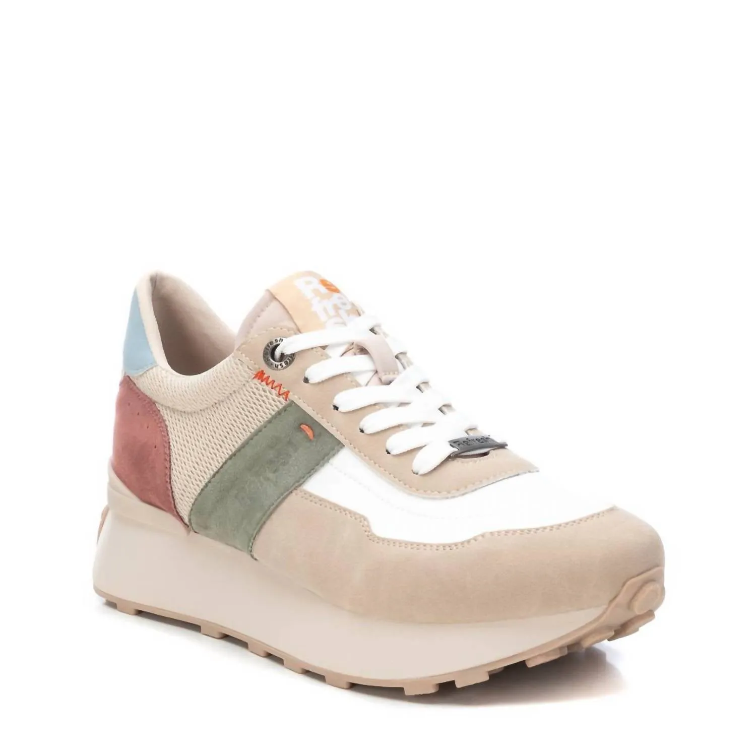 Women's Casual Sneakers In Beige