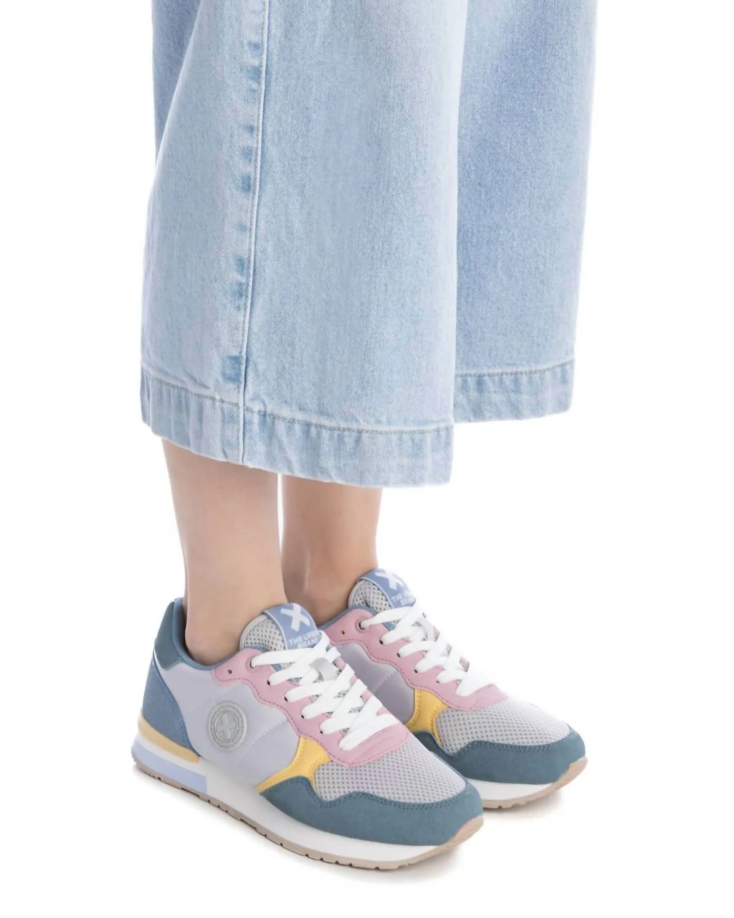 Women's Casual Sneakers In Jeans