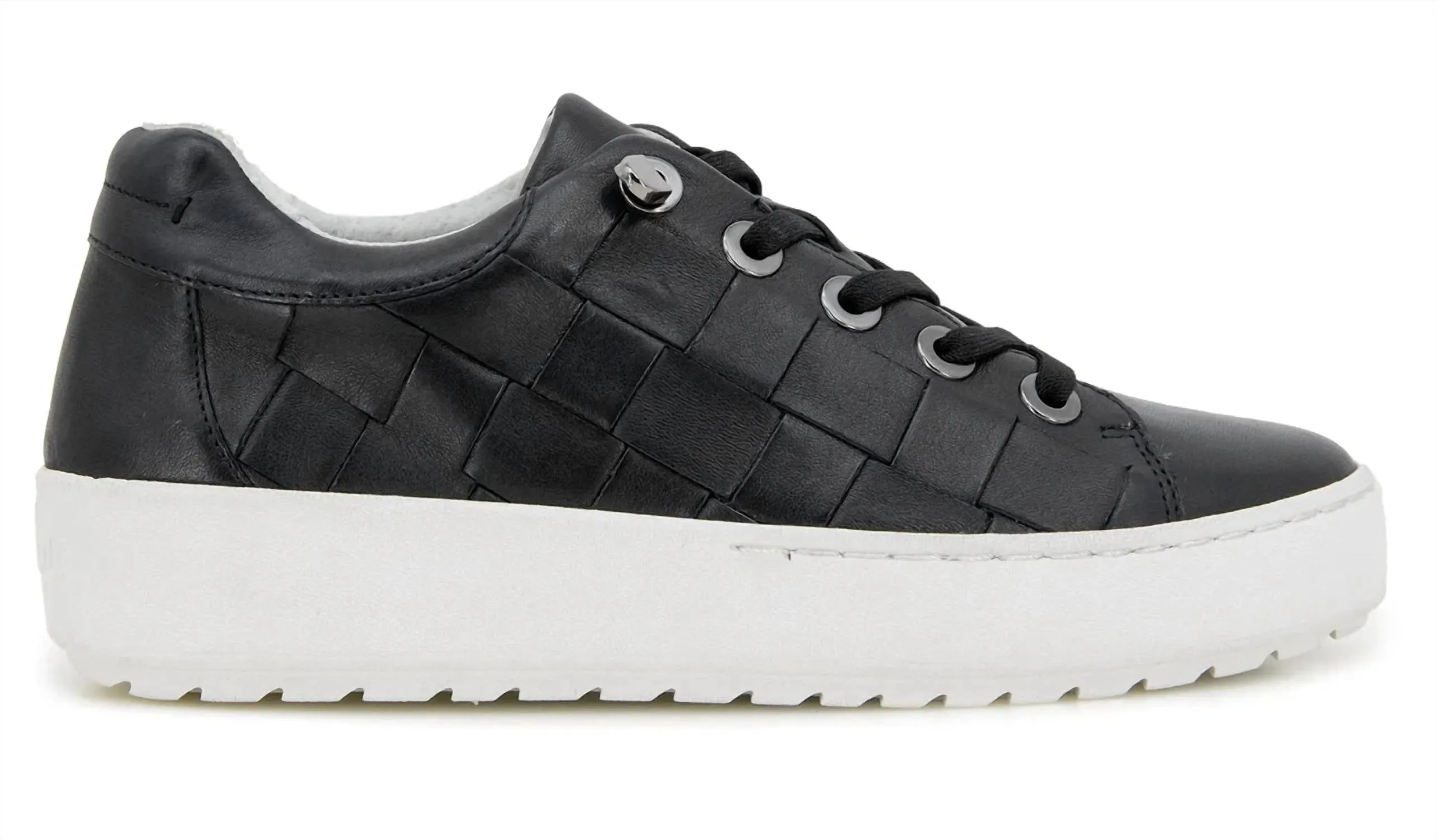 Women's Chloe Sneaker In Black