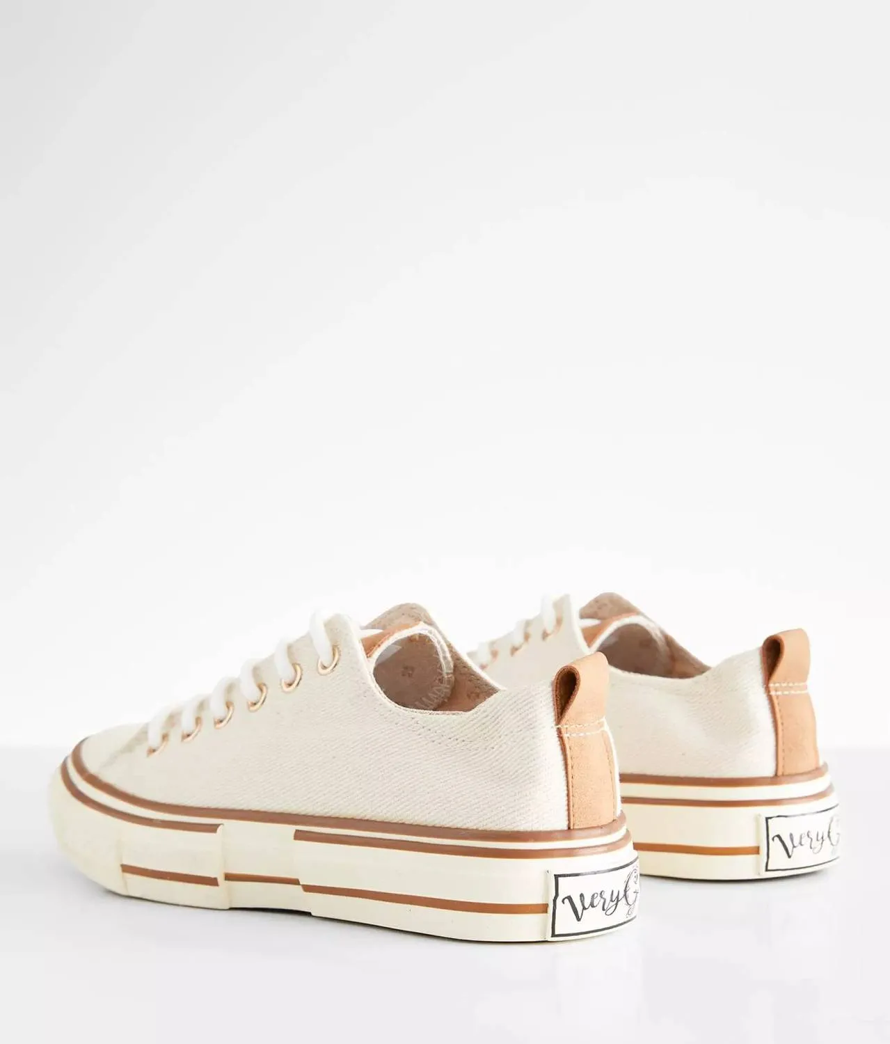 Women's Driana Sneaker In Off White