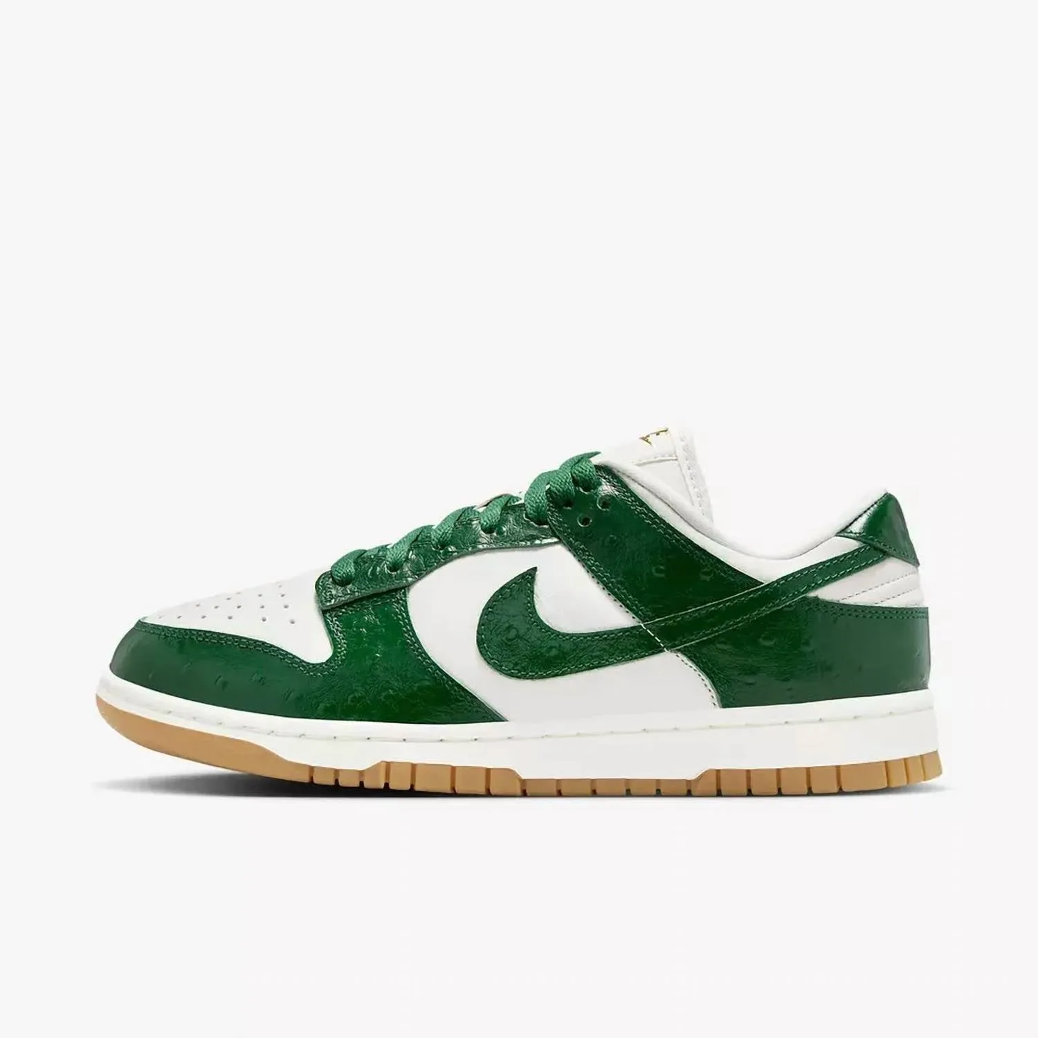 Women's Dunk Low Lx Sneakers In Phantom/gorge Green/sail/metallic Gold