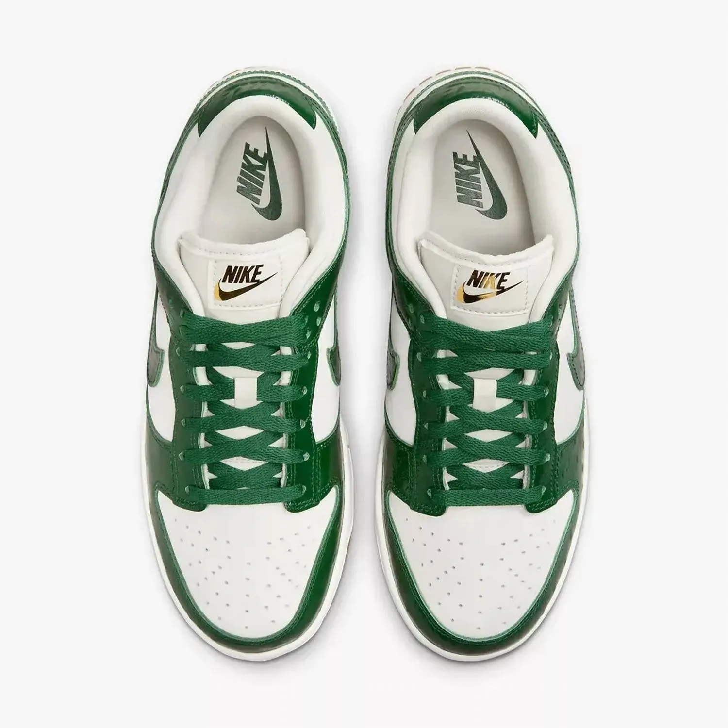 Women's Dunk Low Lx Sneakers In Phantom/gorge Green/sail/metallic Gold