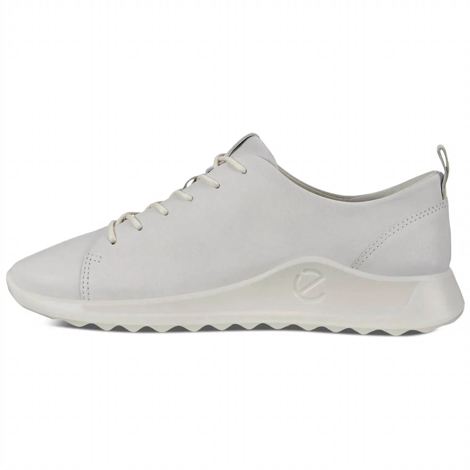 Women's Flexure Runner Leather Shoes In White