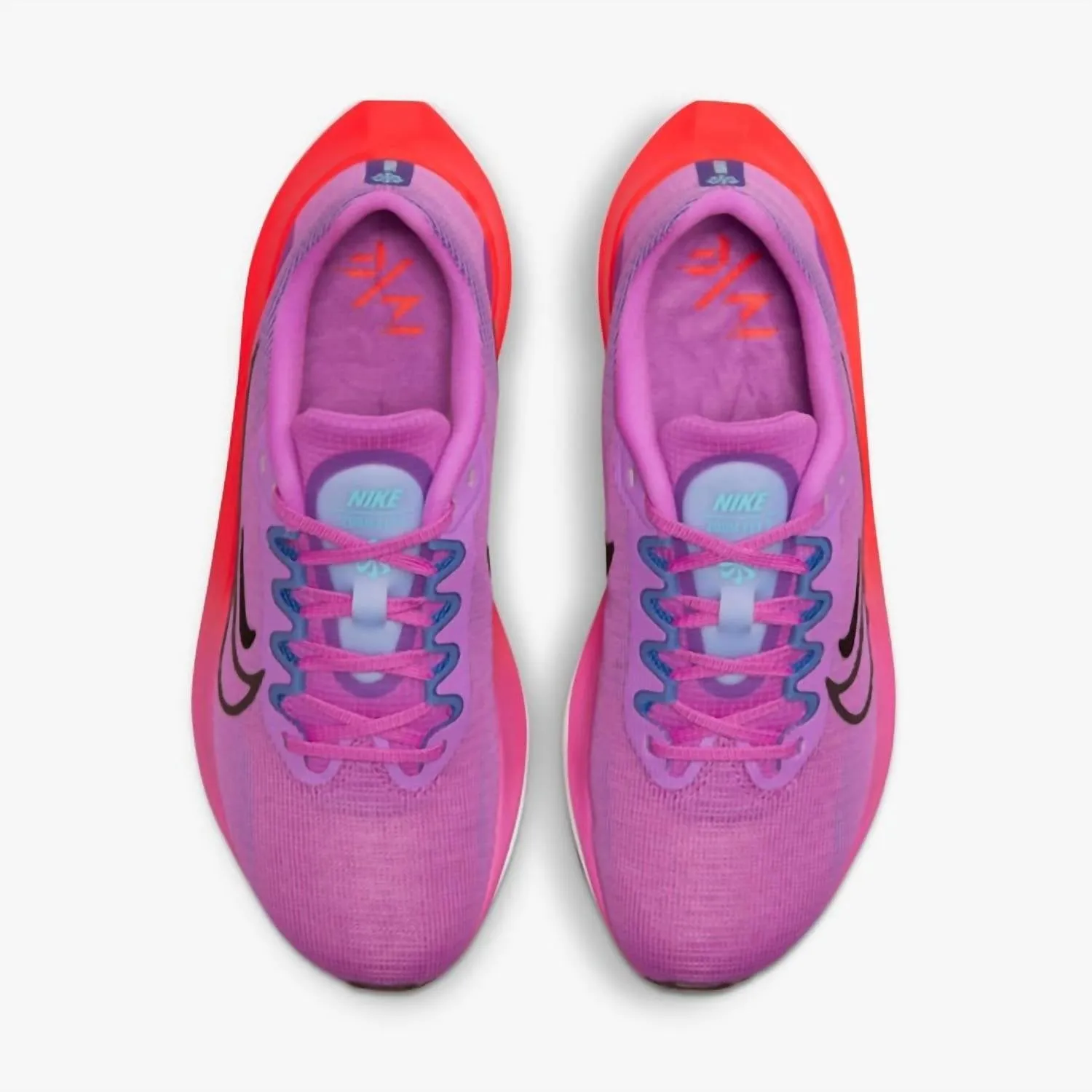 Women's Fly 5 Sneaker In Fuchsia Dream/black