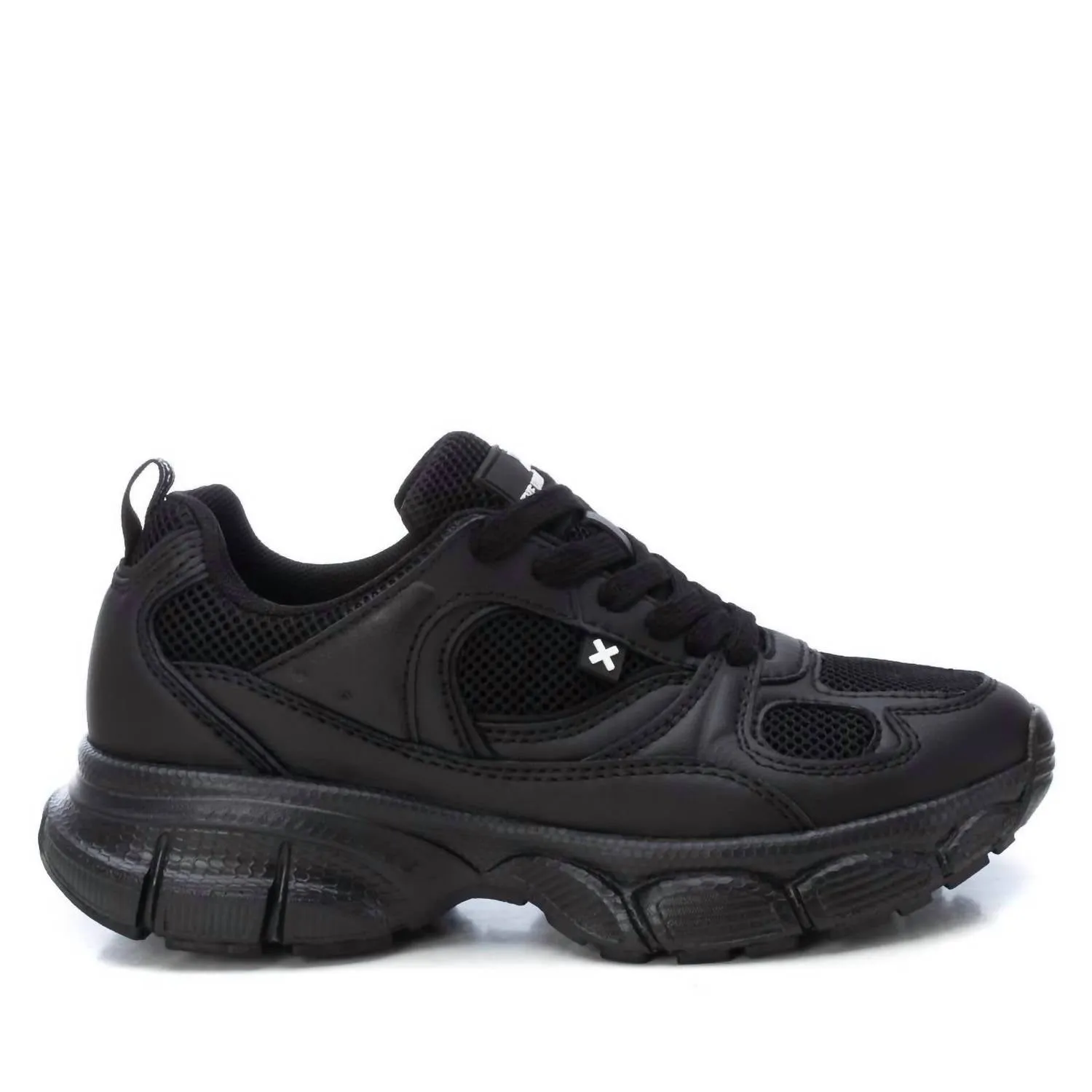 Women's Lace Closure Sneakers In Black
