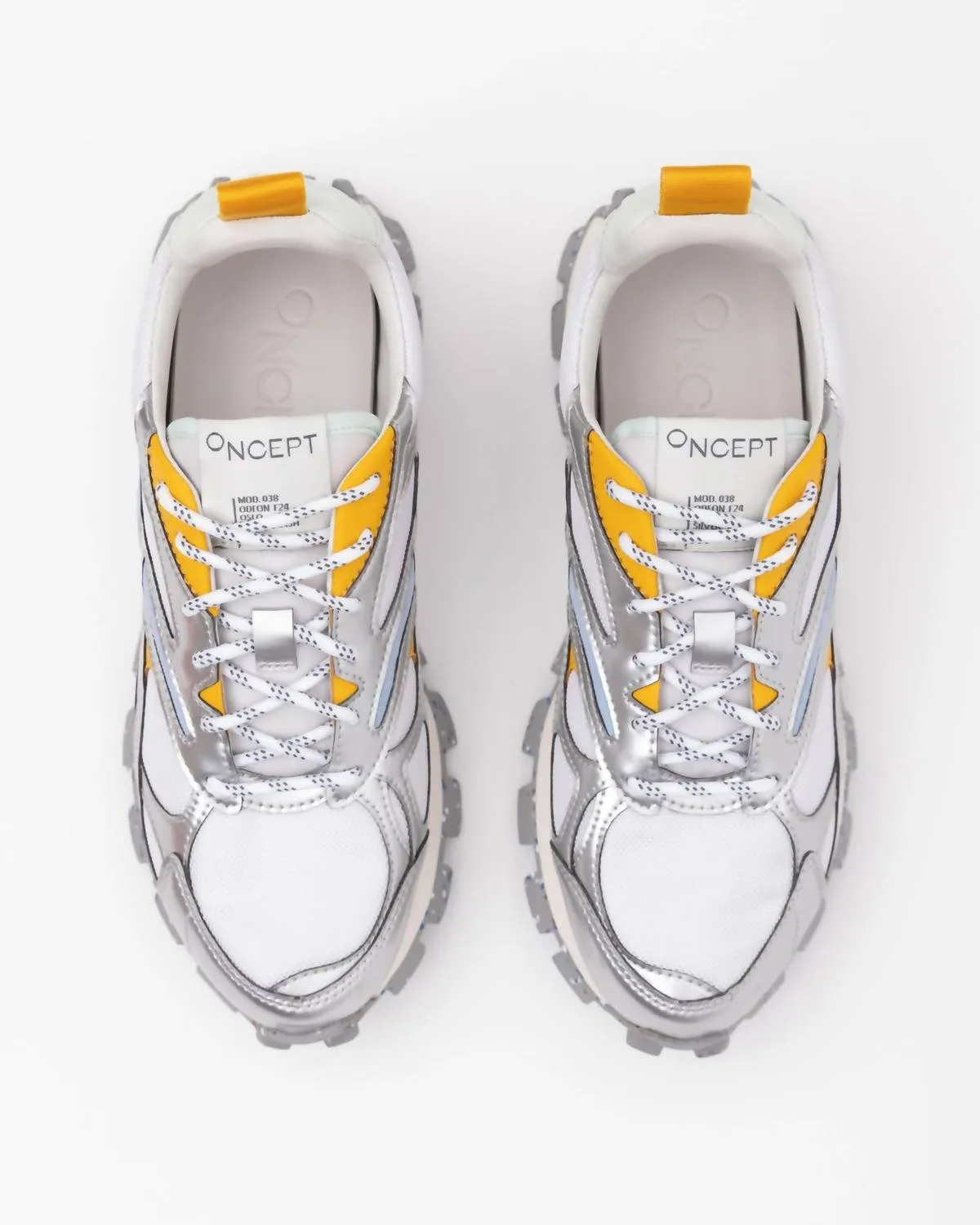 Women's Oslo Sneaker In Silver Flash