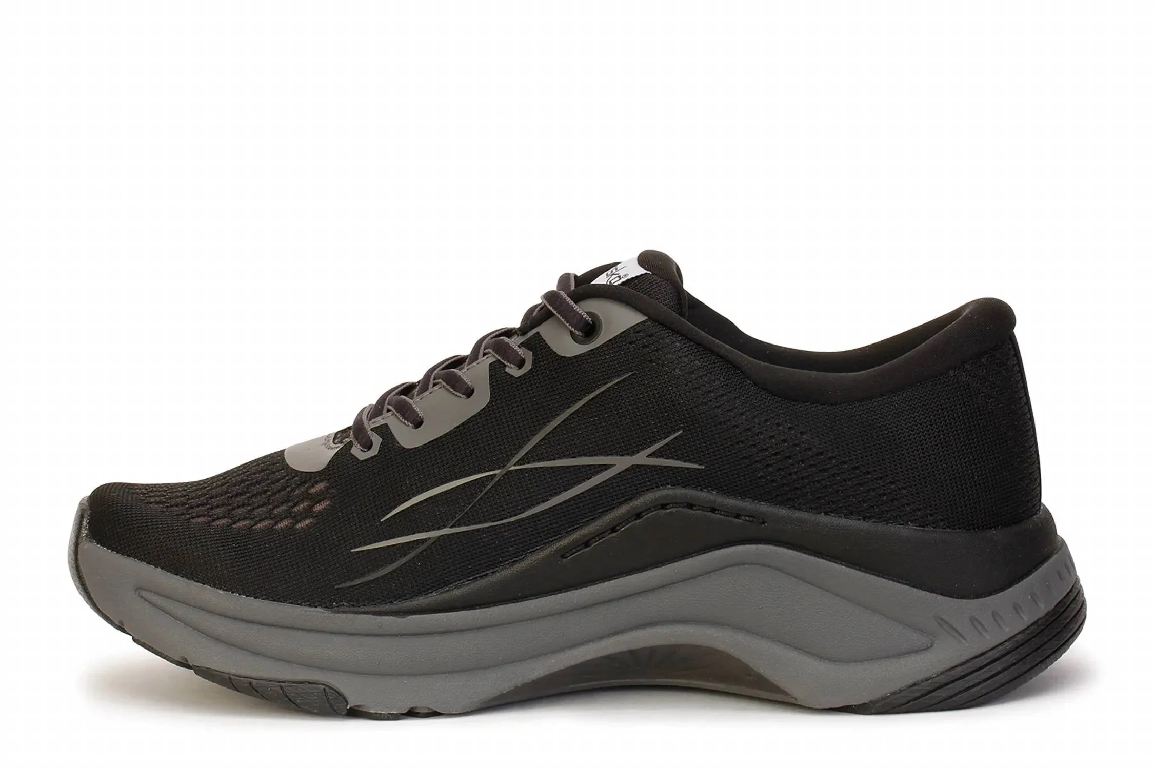 Women's Pace Mesh Sneaker In Black/grey