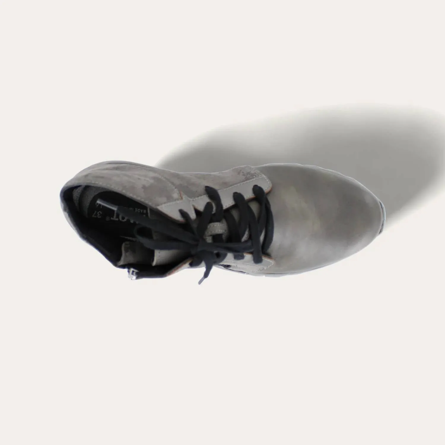 Women's Polaris Sneakers In Foggy Gray / Gray Marble / Mirror