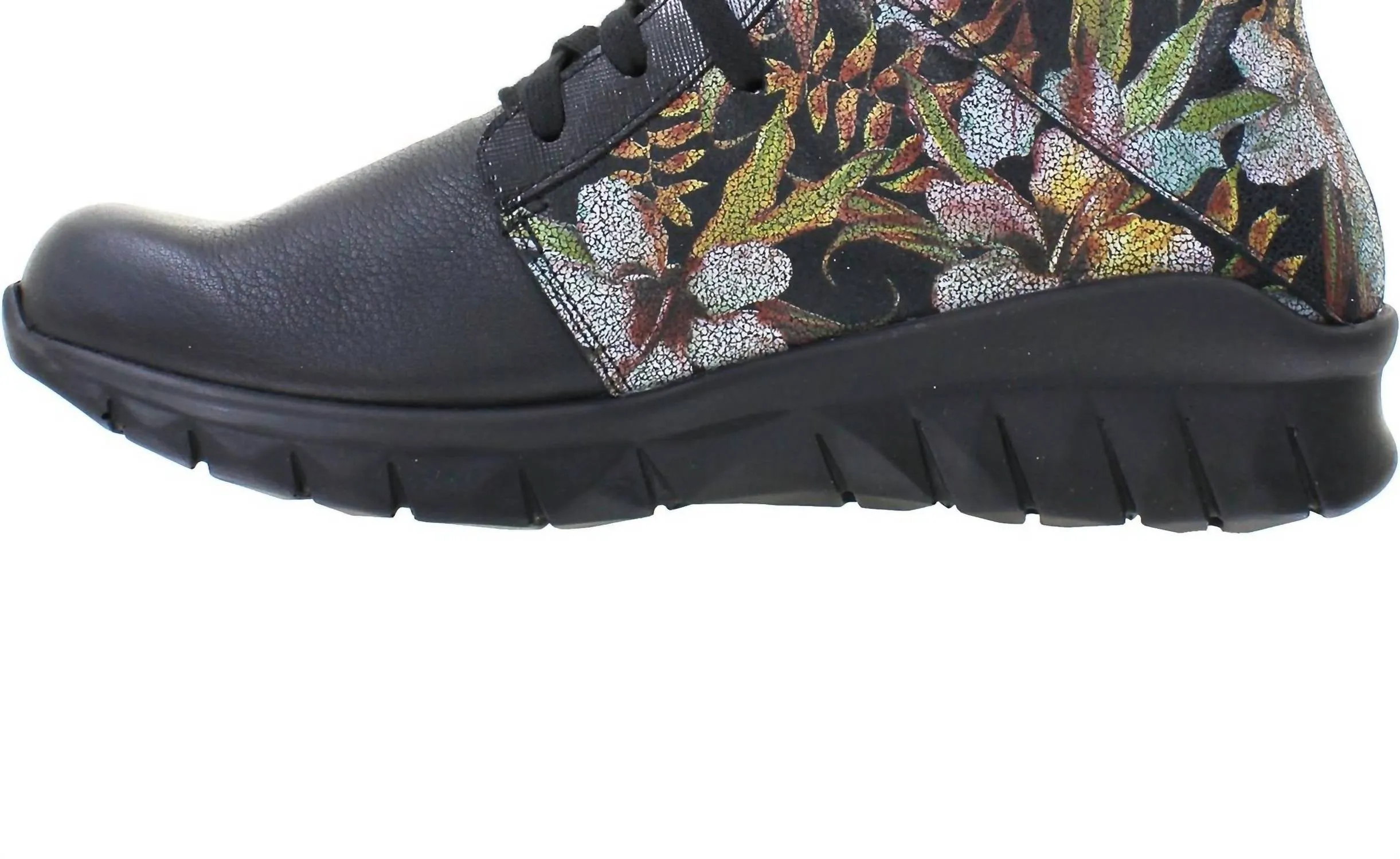 Women's Polaris Sneakers In Soft Black/floral
