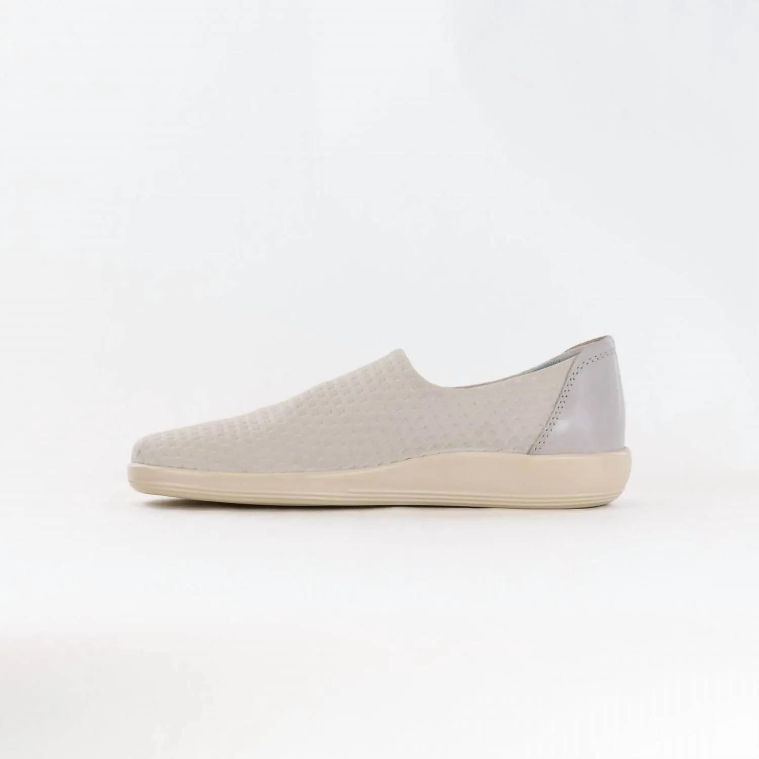 Women's Soft 2.0 Slip On Sneakers In Gravel