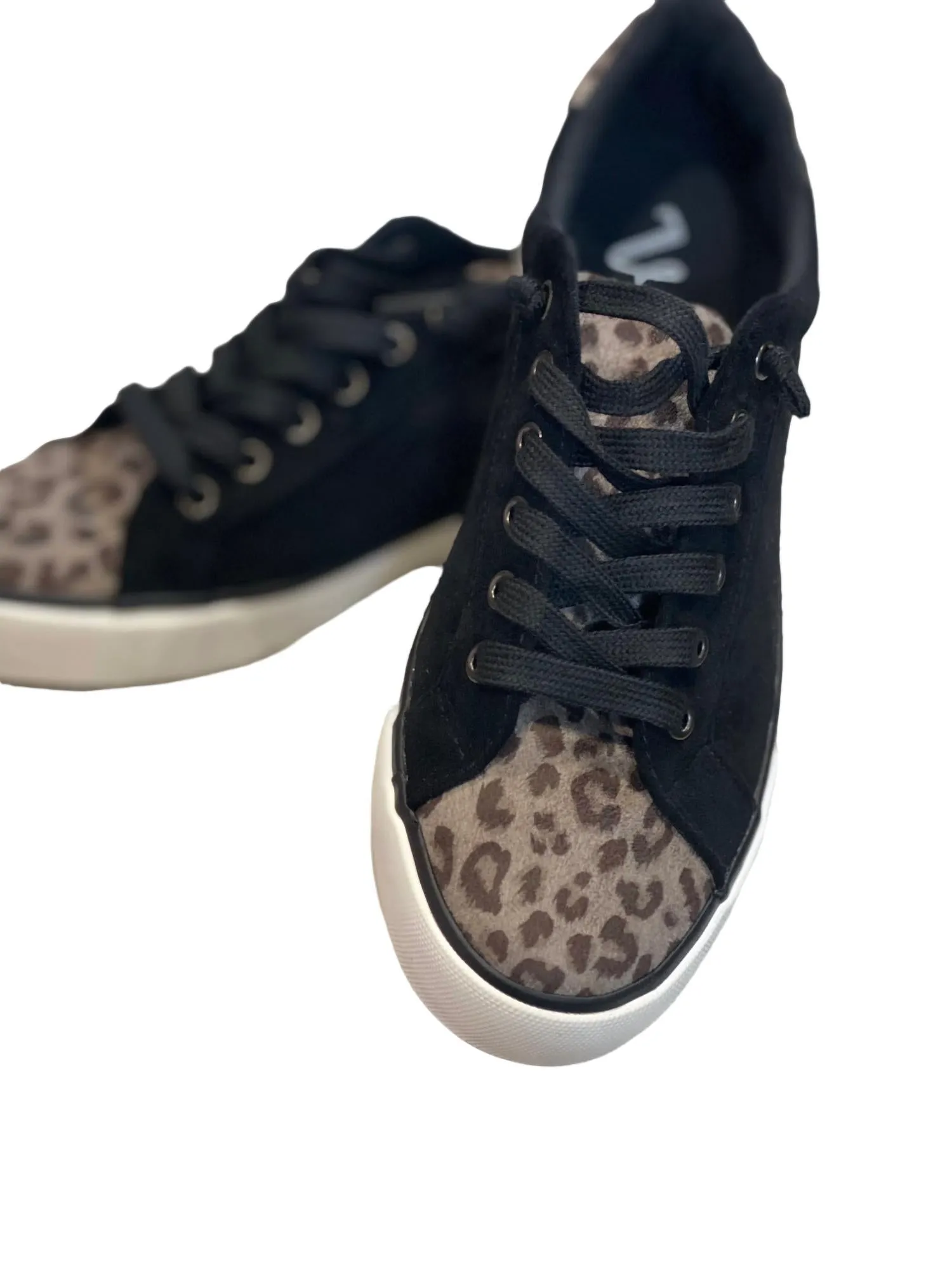 Women's Solstice Sneakers In Black