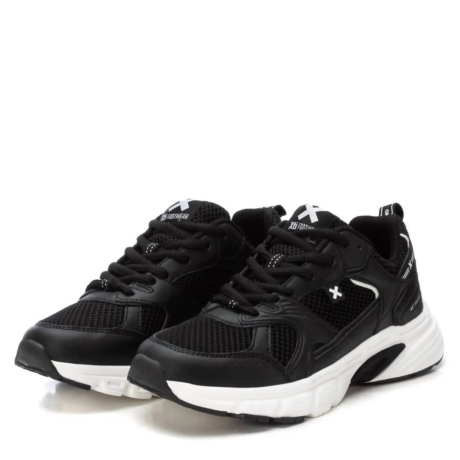 Women's Trainer Sneakers In Black