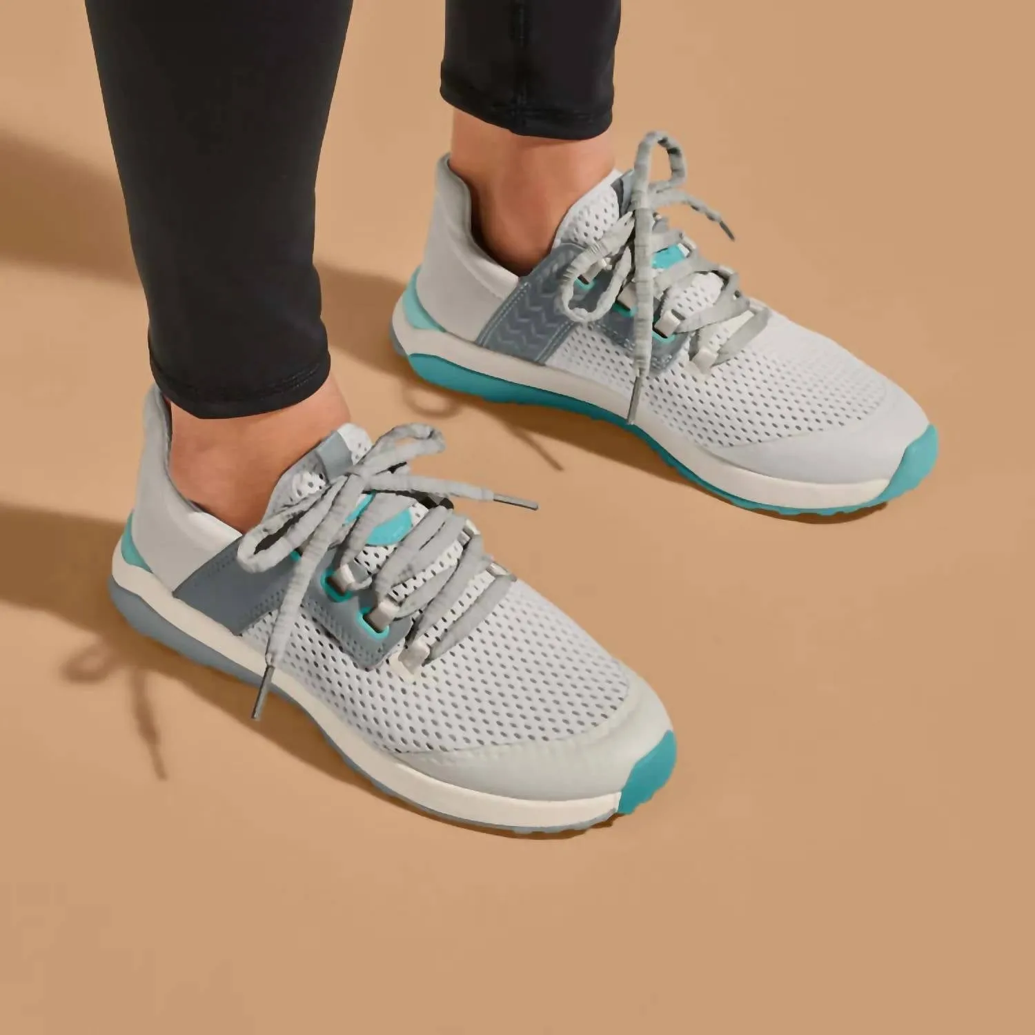 WomenS Wailuku Sneaker In Mist Grey