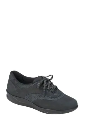 Women's Walkeasy Sneaker - Wide Width In Nero